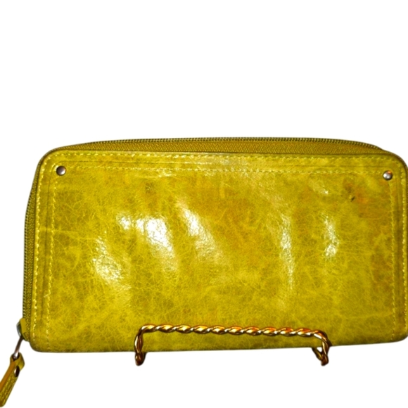 Fossil Handbags - Vintage Soft Leather Wallet Yellow Boho Pattern